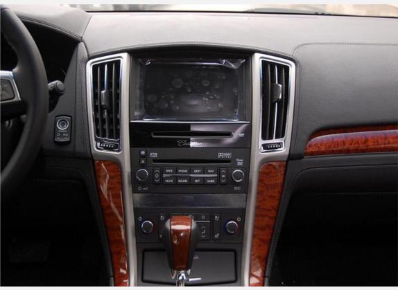 SLS赛威 2010款 3.0L 豪华型 中控类   中控台