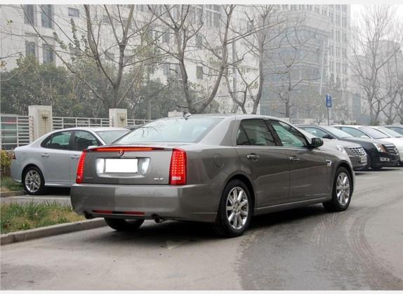 SLS赛威 2010款 3.0L 豪华型 外观   斜后