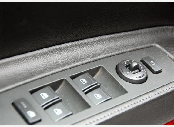 SLS赛威 2010款 3.0L 豪华型 车厢座椅   门窗控制