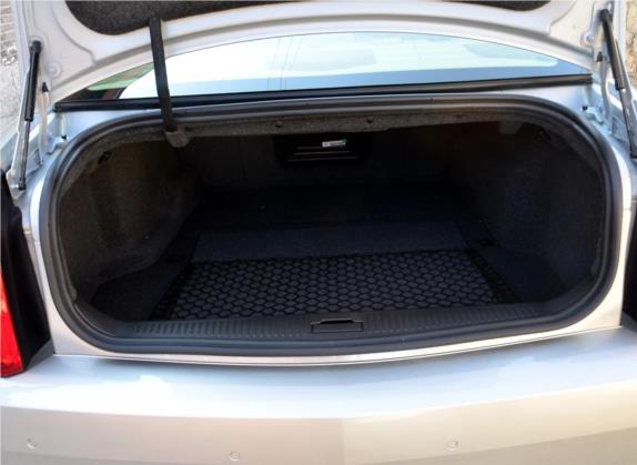 SLS赛威 2011款 2.0T 行政版 车厢座椅   后备厢