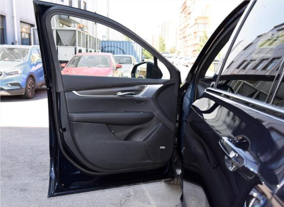 凯迪拉克XT6 2020款 28T 六座四驱铂金运动版 车厢座椅   前门板