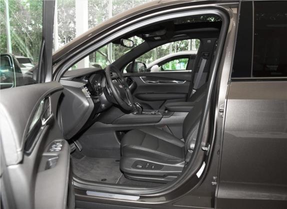 凯迪拉克XT6 2020款 28T 六座四驱豪华运动型 车厢座椅   前排空间