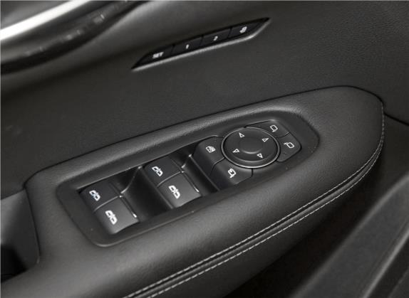 凯迪拉克XT6 2020款 28T 六座四驱豪华运动型 车厢座椅   门窗控制