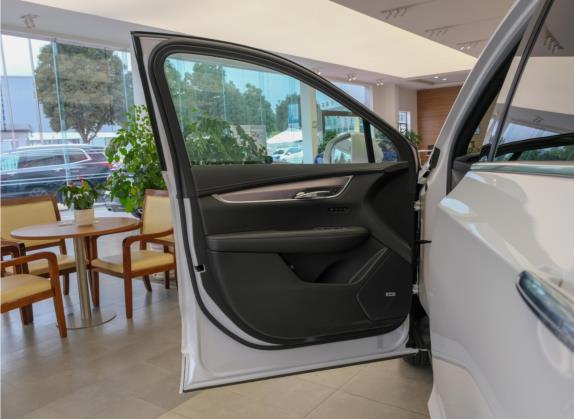 凯迪拉克XT6 2020款 28T 六座风尚型 车厢座椅   前门板