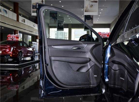 凯迪拉克XT6 2020款 28T 七座风尚型 车厢座椅   前门板
