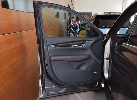凯迪拉克XT6 2020款 改款 28T 七座豪华型 车厢座椅   前门板