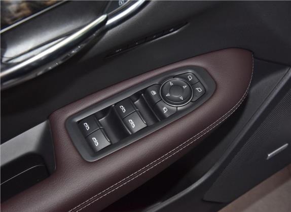 凯迪拉克XT6 2020款 改款 28T 七座豪华型 车厢座椅   门窗控制