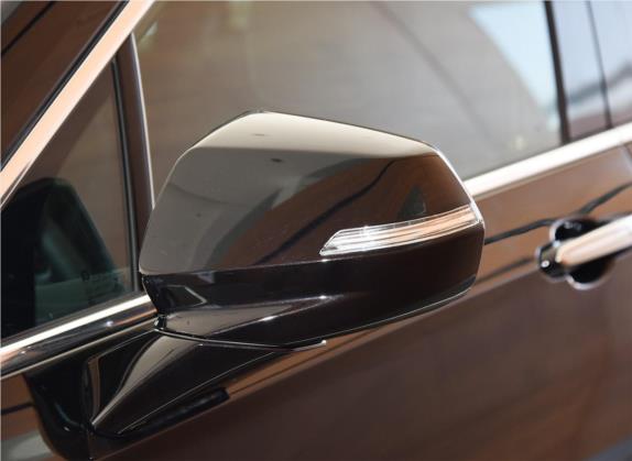 凯迪拉克XT6 2020款 改款 28T 六座四驱豪华型 外观细节类   外后视镜