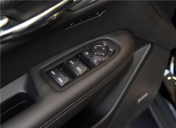 凯迪拉克XT6 2020款 改款 28T 六座四驱领先运动型 车厢座椅   门窗控制