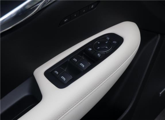 凯迪拉克XT6 2020款 28T 六座豪华运动型至享安全版 车厢座椅   门窗控制