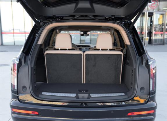 凯迪拉克XT6 2021款 28T 六座四驱铂金运动版 车厢座椅   后备厢