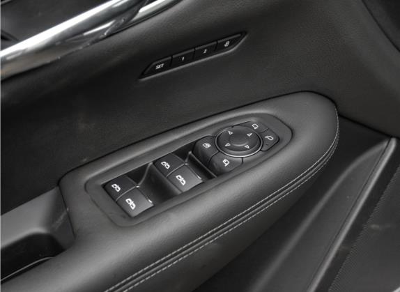 凯迪拉克XT6 2021款 2.0T 六座两驱豪华型 车厢座椅   门窗控制