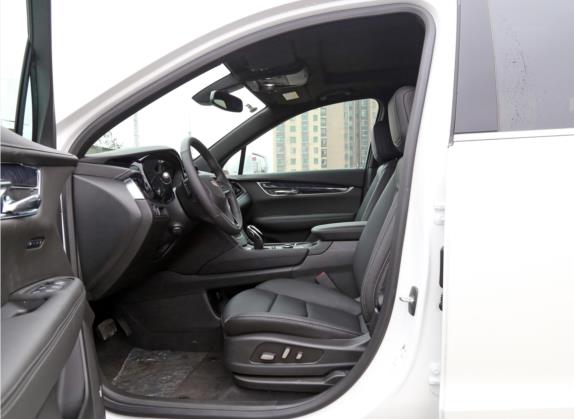 凯迪拉克XT6 2021款 2.0T 七座四驱豪华型 车厢座椅   前排空间