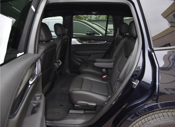 凯迪拉克XT6 2021款 改款 2.0T 六座四驱尊贵型 车厢座椅   后排空间
