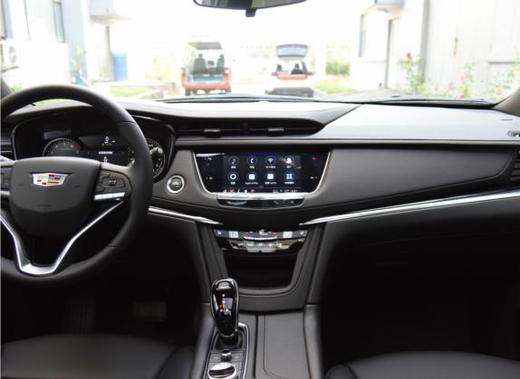 凯迪拉克XT6 2022款 2.0T 六座四驱风尚型 中控类   中控台