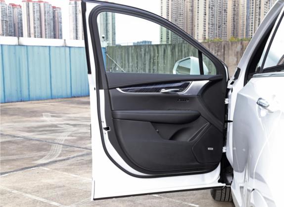凯迪拉克XT6 2022款 2.0T 六座四驱豪华型 车厢座椅   前门板