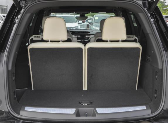 凯迪拉克XT6 2022款 2.0T 六座四驱尊贵型 车厢座椅   后备厢