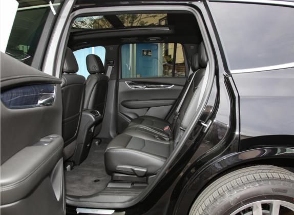 凯迪拉克XT6 2022款 2.0T 七座四驱豪华型标准版 车厢座椅   后排空间