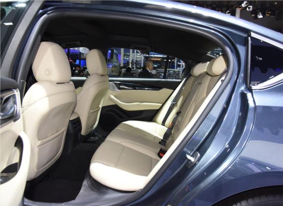 凯迪拉克CT5 2020款 28T 豪华型 车厢座椅   后排空间