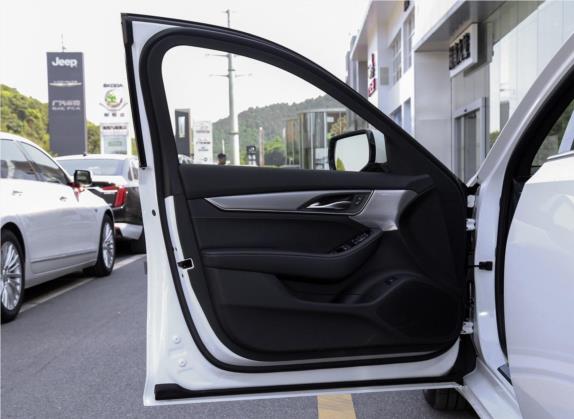 凯迪拉克CT5 2020款 改款 28T 豪华型 车厢座椅   前门板