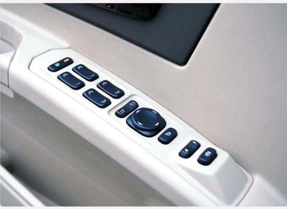 凯迪拉克CTS 2006款 2.8 豪华型 车厢座椅   门窗控制