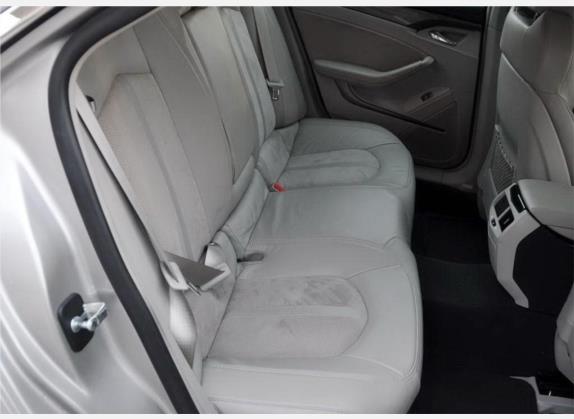 凯迪拉克CTS(进口) 2009款 6.2L CTS-V 车厢座椅   后排空间