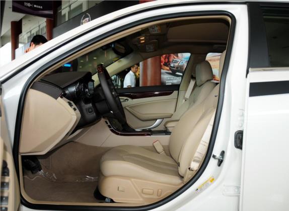 凯迪拉克CTS(进口) 2012款 3.0 Vday豪华纪念版 车厢座椅   前排空间