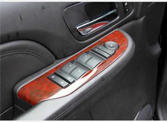 凯雷德ESCALADE 2007款 6.2 AWD 车厢座椅   门窗控制