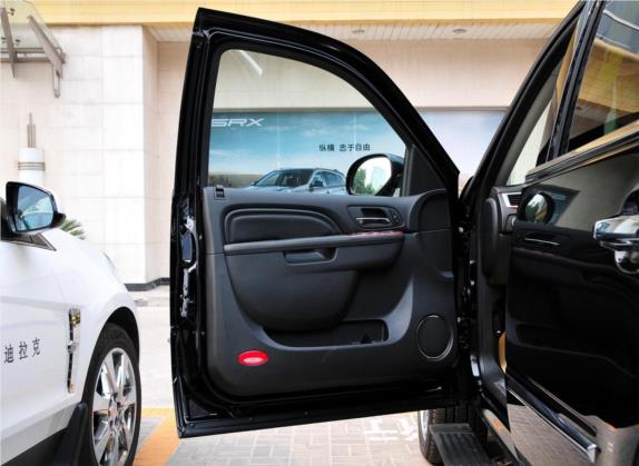 凯雷德ESCALADE 2010款 6.0 Hybrid 车厢座椅   前门板