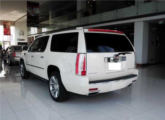 凯雷德ESCALADE 2013款 6.2L ESV铂金版加长型 外观   斜后