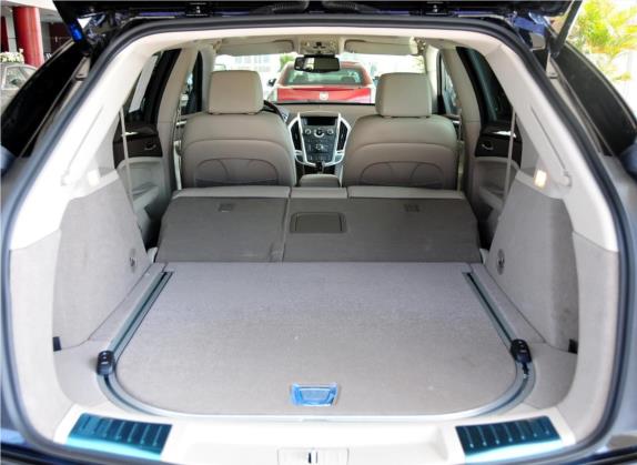 凯迪拉克SRX 2011款 3.0L 豪华型 车厢座椅   后备厢
