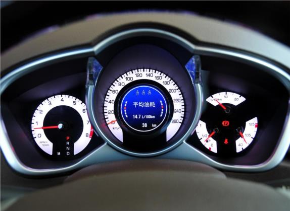 凯迪拉克SRX 2011款 3.0L 豪华型 中控类   仪表盘