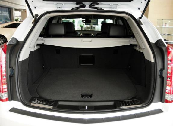 凯迪拉克SRX 2013款 3.0L 舒适型 车厢座椅   后备厢