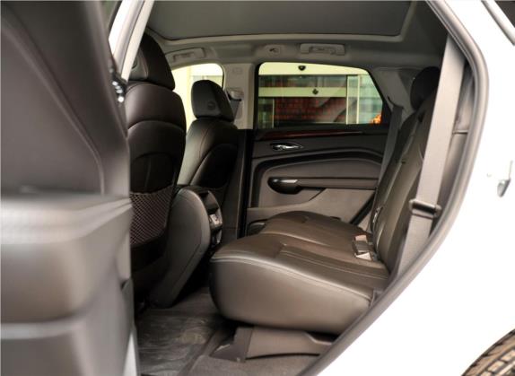 凯迪拉克SRX 2013款 3.0L 领先型 车厢座椅   后排空间