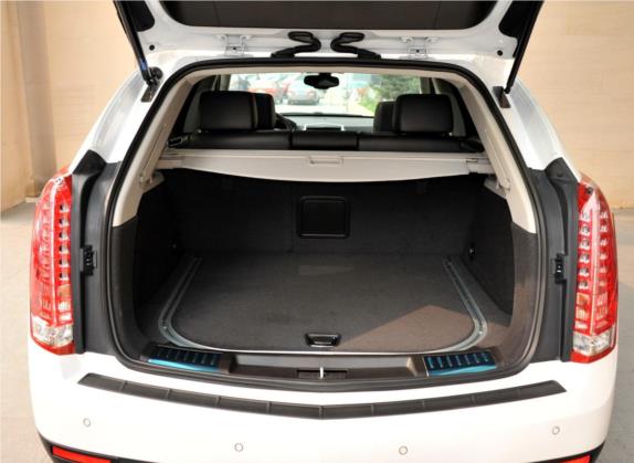 凯迪拉克SRX 2013款 3.0L 领先型 车厢座椅   后备厢
