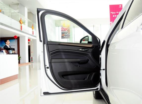 凯迪拉克SRX 2013款 3.6L 旗舰型 车厢座椅   前门板