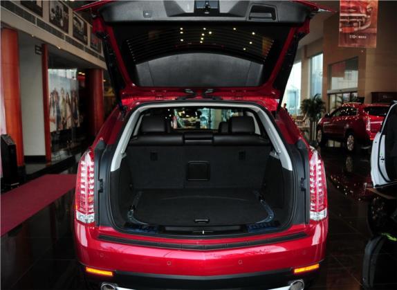凯迪拉克SRX 2014款 3.0L 领先型 车厢座椅   后备厢