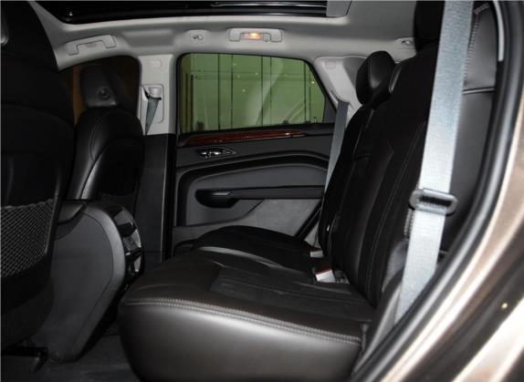 凯迪拉克SRX 2014款 3.0L 豪华型 车厢座椅   后排空间