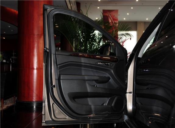 凯迪拉克SRX 2014款 3.0L 豪华型 车厢座椅   前门板