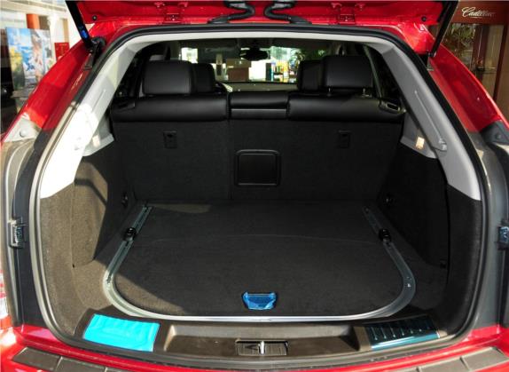 凯迪拉克SRX 2014款 3.0L 精英型 车厢座椅   后备厢
