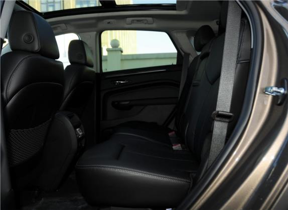 凯迪拉克SRX 2014款 3.0L 舒适型 车厢座椅   后排空间