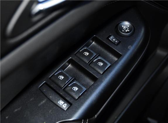 凯迪拉克SRX 2014款 3.0L 舒适型 车厢座椅   门窗控制