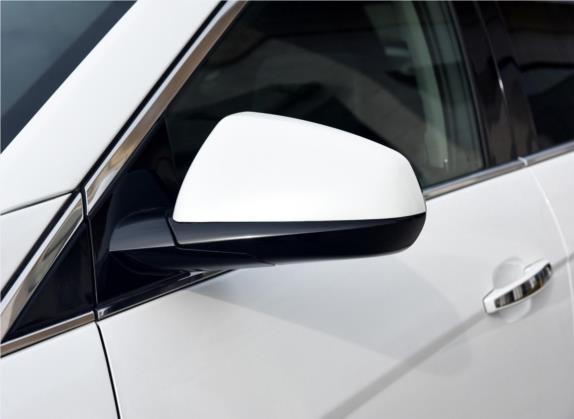 凯迪拉克SRX 2015款 3.0L 舒适型 外观细节类   外后视镜