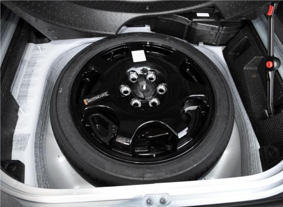 凯迪拉克SRX 2015款 3.0L 精英型 其他细节类   备胎