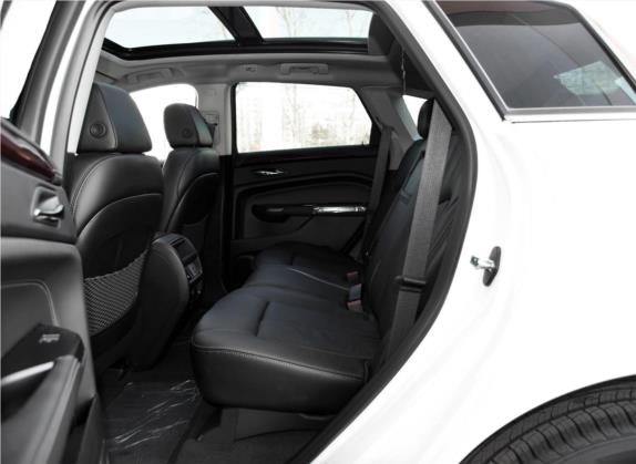 凯迪拉克SRX 2015款 3.0L 精英型 车厢座椅   后排空间