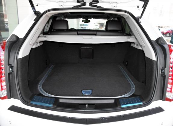 凯迪拉克SRX 2015款 3.0L 精英型 车厢座椅   后备厢