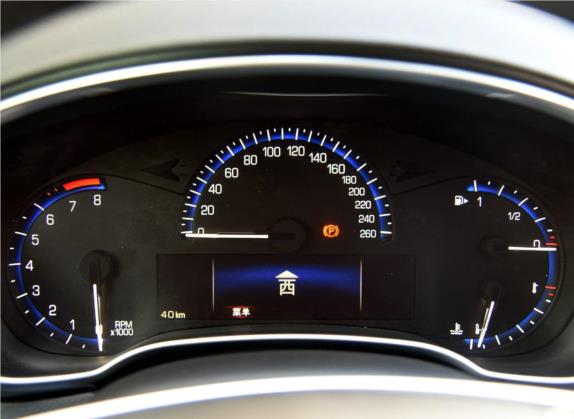 凯迪拉克SRX 2015款 3.0L 精英型 中控类   仪表盘