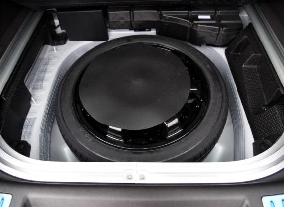 凯迪拉克SRX 2015款 3.0L 豪华型 其他细节类   备胎