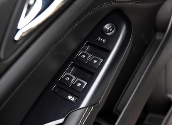凯迪拉克SRX 2015款 3.0L 豪华型 车厢座椅   门窗控制
