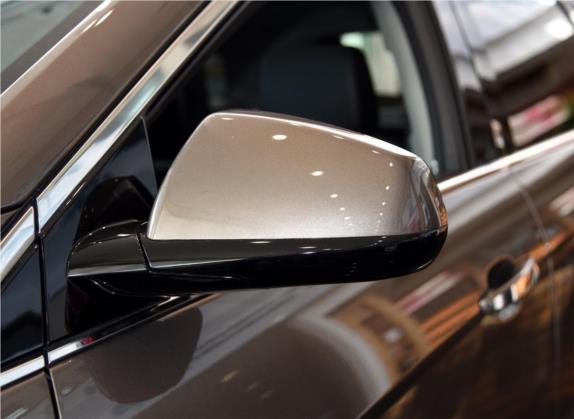 凯迪拉克SRX 2015款 3.0L 领先型 外观细节类   外后视镜